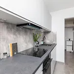Superapart Siedlecka 1 아파트 *